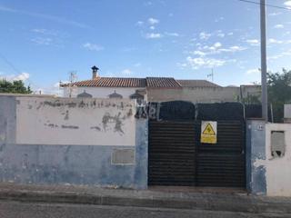 Haus  John lenon. Casa en venta en vilanova i la geltrú barcelona
