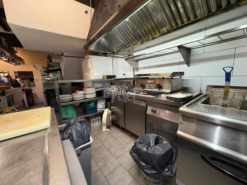 Foto becc6ef7-eaf1-4bd9-9d70-24854e0a3769. Traspaso local comercial  con excelente ubicación en el serrallo, en Tarragona