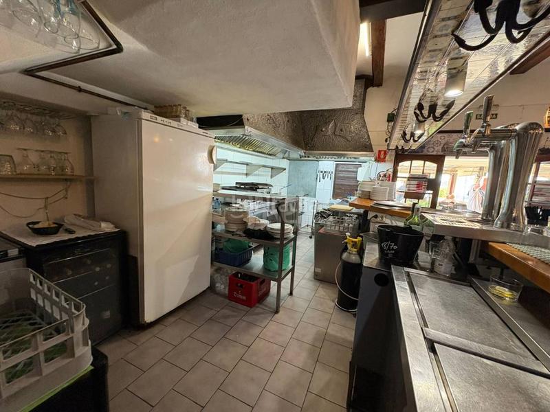 Foto 9ea1d811-7318-4a72-b187-4e1b839932ab. Trapasso locale commerciale in Eixample Tarragona