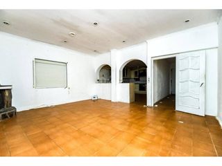 Casa  Calle carles riba. Casa independiente en el catllar  espacio, tranquilidad y una op