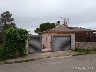 Casa in Mediona. Oportunidad única en mediona! vivienda con gran potencial  garaj