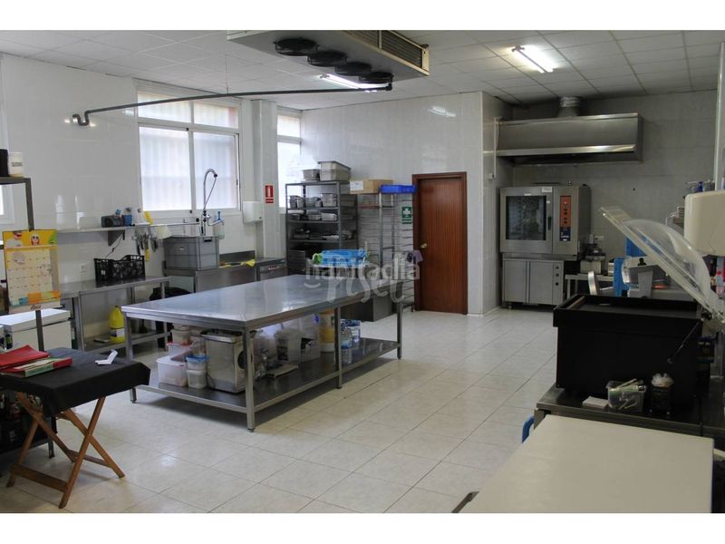 Foto 584bd83b-a0e9-4d3a-b9ca-9500de313c54. Local comercial a Sant Pere i Sant Pau Tarragona