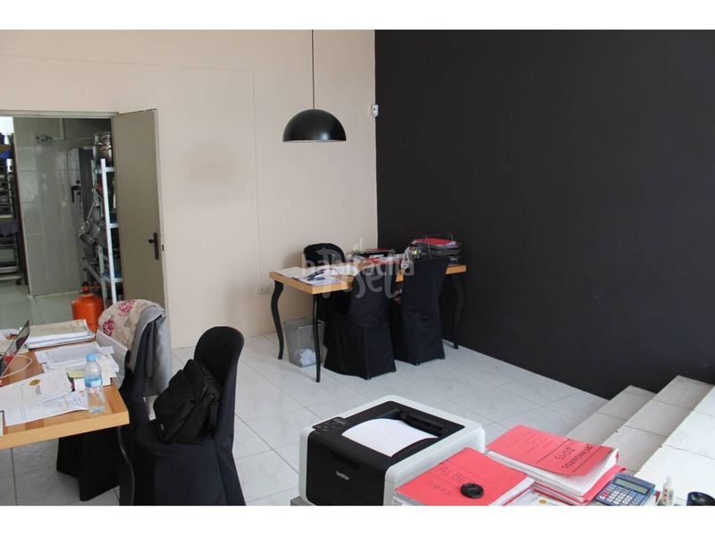 Foto b98f30fd-daa8-479d-8934-f58bb5c0a097. Local comercial a Sant Pere i Sant Pau Tarragona