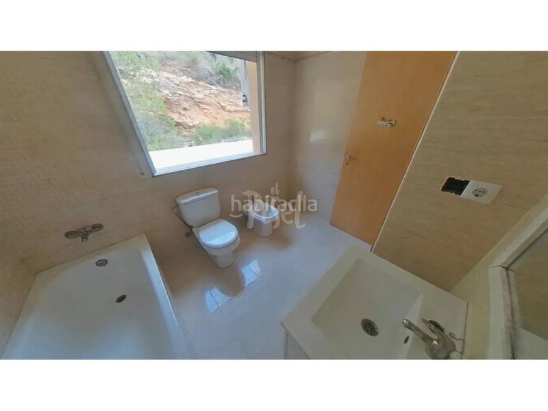 Foto e1eaa5dc-930d-4b72-a971-e855b993eab8. Casa adossada a Roda de Barà