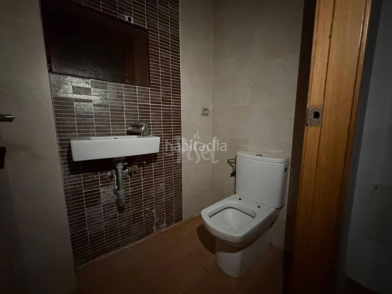 Foto 51bae3d5-33a5-4de2-bca6-acd12381ee6b. Casa amb aparcament a Canonja (la)