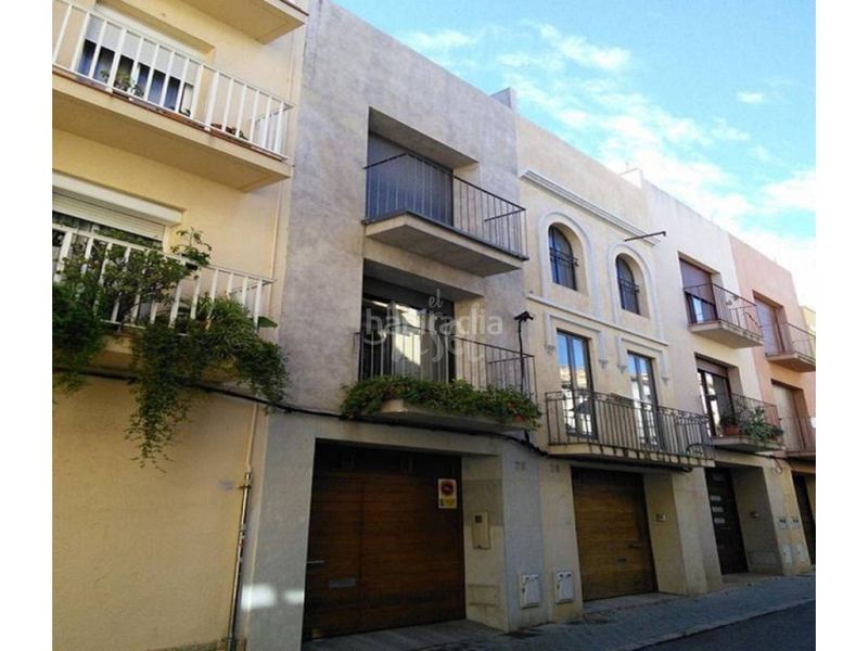 Foto ca33ea80-065c-4b74-8281-fe0a19734ee3. Casa amb aparcament a Canonja (la)