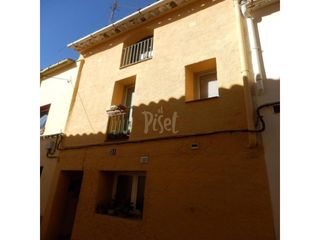 Casa a Mediona. Venta de casa en mediona!