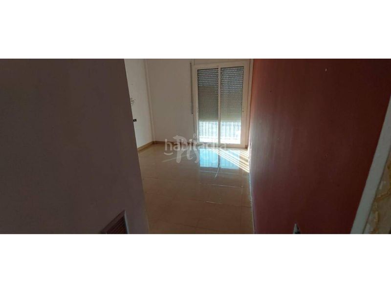 Foto 47eee843-9e59-42e3-8619-ae4db2478cbb. Piso  a la venta en Deltebre