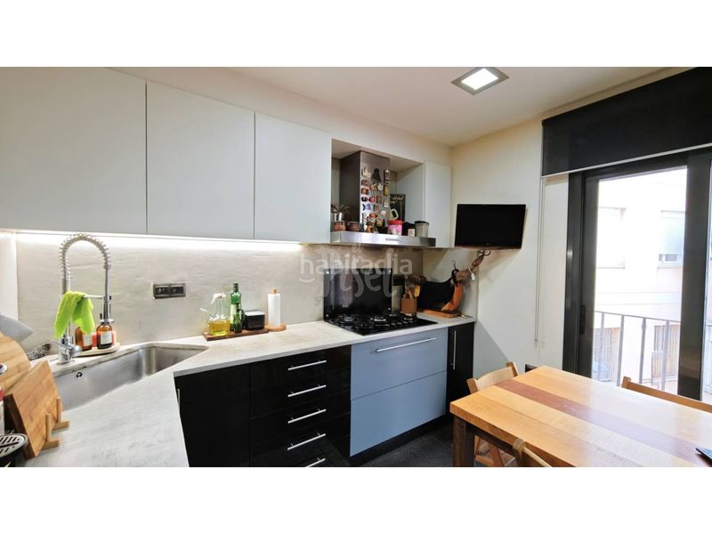 Foto 833cfaee-beb0-4075-8ffa-8d692b40e7a2. Dúplex a Centre Reus