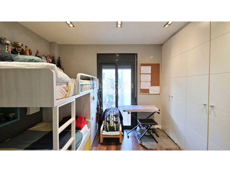 Foto f2ec722e-bcf9-44fd-afd9-cd8a77a8afbd. Dúplex a Centre Reus