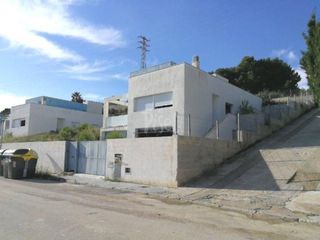 Casa  Calle v�a l�ctea. Vivienda en venta en c. via lactea, 58, sant vicen� de calders