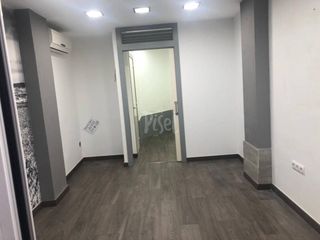 Miete Geschäftsraum  Calle rovira i virgili. Local en alquiler en nou eixample nord