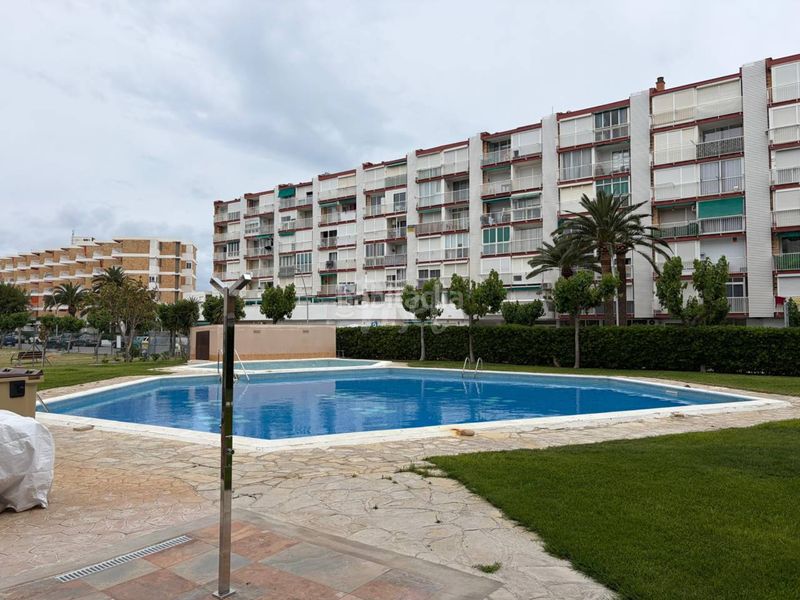Foto afc41686-f1ac-4b6e-b0cb-a88a06a62bc3. Estudi amb piscina a La Pineda Vila-seca
