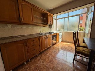 Flat in Campclar. Venta de piso en campclar, tarragona capital