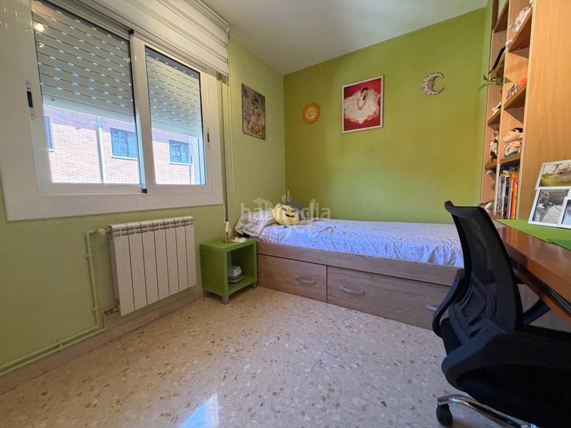 Foto f0de2b94-0173-4f25-b685-c983479d4ef8. Casa amb calefacció aparcament a Constantí