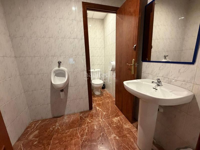 Foto c0003b27-5f7d-4fec-8e0a-8198682e4d9f. Local comercial a Torreforta Tarragona