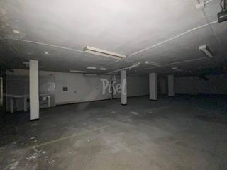 Miete Geschäftsraum  Calle vicenç bou. Gran oportunidad en esplugues de llobregat!