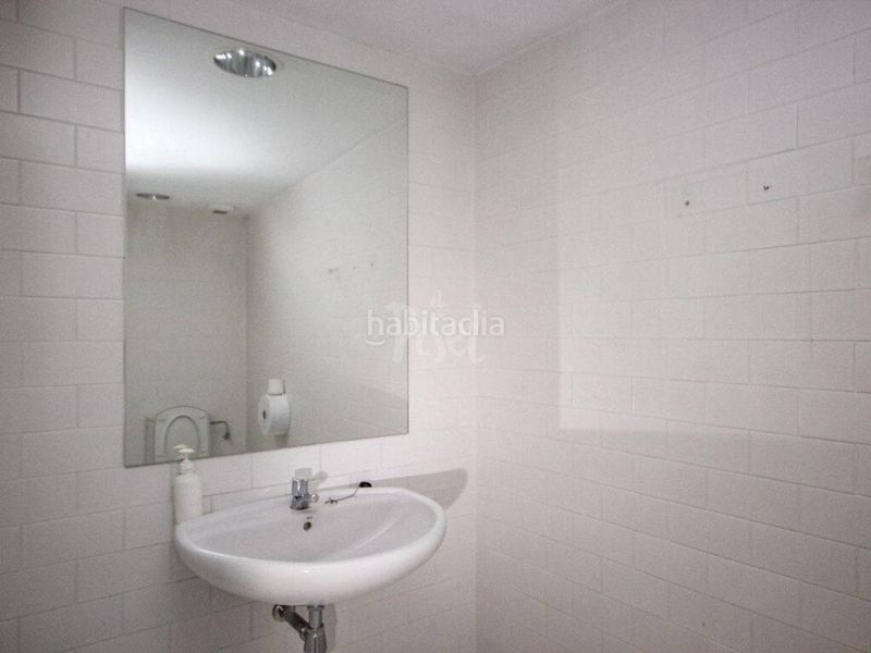 Foto 404e43ba-f54a-4498-aa07-7b2518f38ae9. Local comercial a Sant Andreu de la Barca