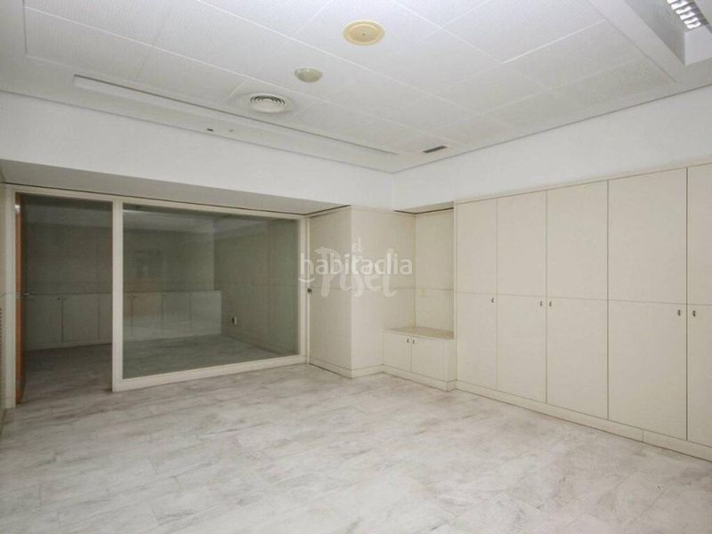 Foto b0f94aea-238a-4c76-b04d-7a15b5887da8. Local comercial a Sant Andreu de la Barca