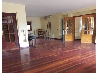 Chalet  Calle calle marzo parcela 125. Venta de villa en barrios rurales del norte, zaragoza capital