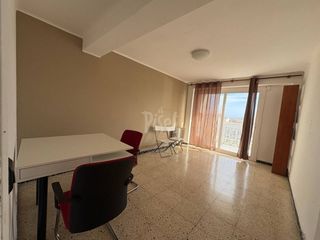 Appartement à Eixample. Amplia y luminosa vivienda en el corazón del eixample de tarrago
