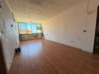 Flat in Campclar. Venta de piso en torreforta, tarragona con ascensor