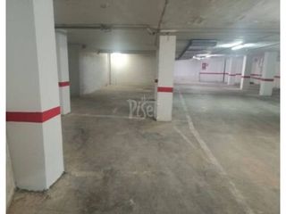 Miete Autoparkplatz in Nou Eixample Nord. Plazas de parking en alquiler  zona por el corte ingles tarragon