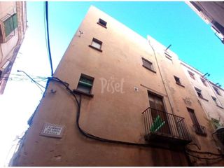 Edificio en Valls. Edificio en venta