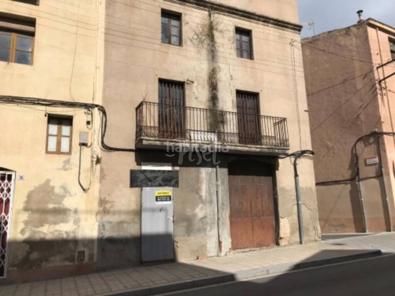 Foto 4fcffdd5-542c-4634-9dd8-fb1c072764fe. Edifici a Valls