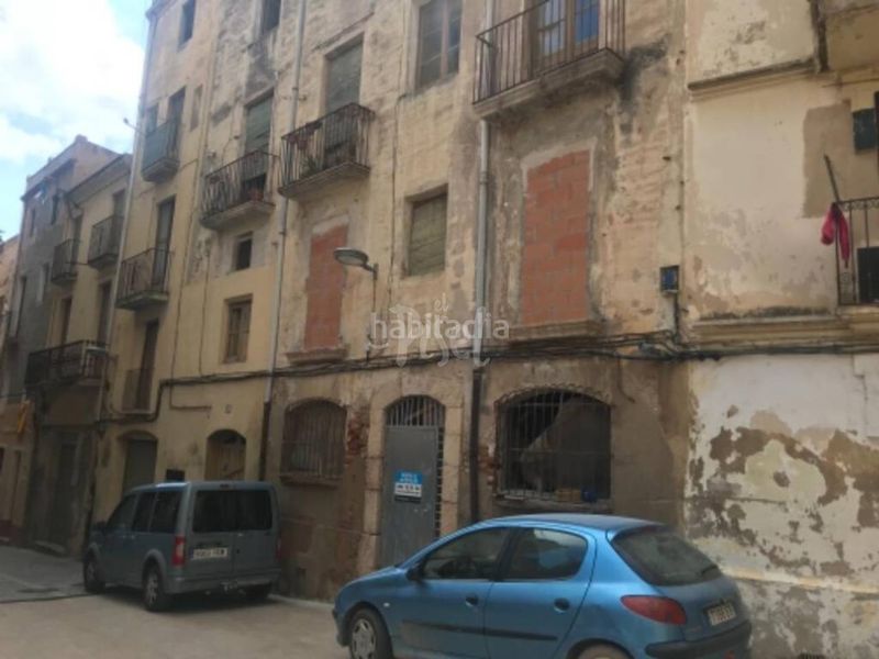 Foto 8ed591f5-2f4e-4be8-afd9-29759910e305. Edifici a Valls