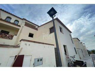 Casa en Puig Moltó - Can Macià. Vivienda en venta