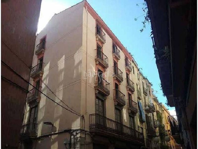 Foto 8b79c51c-a49e-4010-9bac-218b9861d3c9. Edificio  en venta en Valls