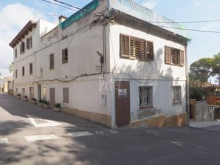 Casa  Calle bajada de rigalt. Casa promocion de viviendas