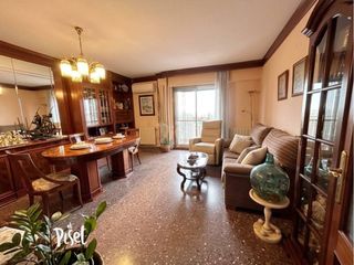 Pis  Calle joan miro. Piso en venta en eixample43003