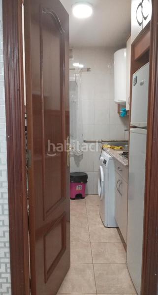 Foto d535e341-85e6-4a42-9f0a-7272278bf687. Piso en calle uranio 7 en Butarque Madrid