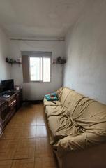 Etagenwohnung in Calle de Andrea Jordán 9