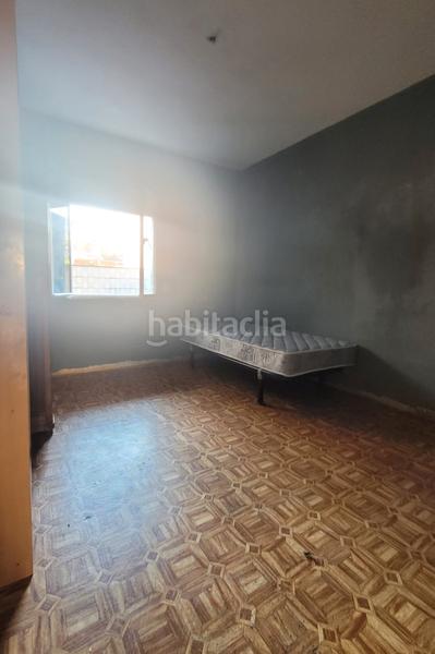 Foto 555f26d9-57a7-4d7a-82ae-a2569352dfbe. Appartement dans Los Rosales Madrid