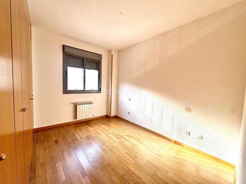 Foto 5b7ed055-6a51-4918-aa15-8d5fa7eb7350. Appartamento con parcheggio piscina in Puerta Bonita Madrid