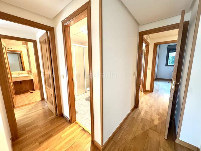 Foto b4bb3cb2-aa6f-4ef7-b16d-5190395edb62. Appartamento con parcheggio piscina in Puerta Bonita Madrid