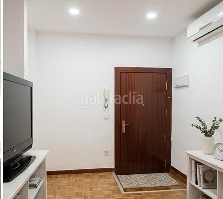 Foto 99e1a695-96af-448f-a15d-928271ecf113. Pis a Vista Alegre Madrid