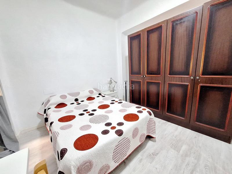 Foto 0c3a3ba8-1b82-4425-90fb-23a53152f69c. Alquiler piso se alquila piso ideal para estudiantes o para compartir ! en Murcia