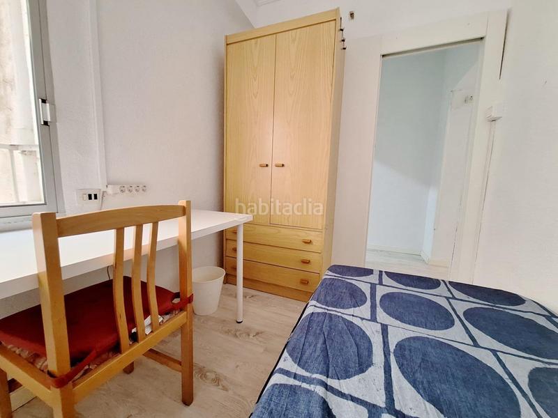 Foto fde1709c-ab87-4ee4-bede-ba249694e6af. Alquiler piso se alquila piso ideal para estudiantes o para compartir ! en Murcia