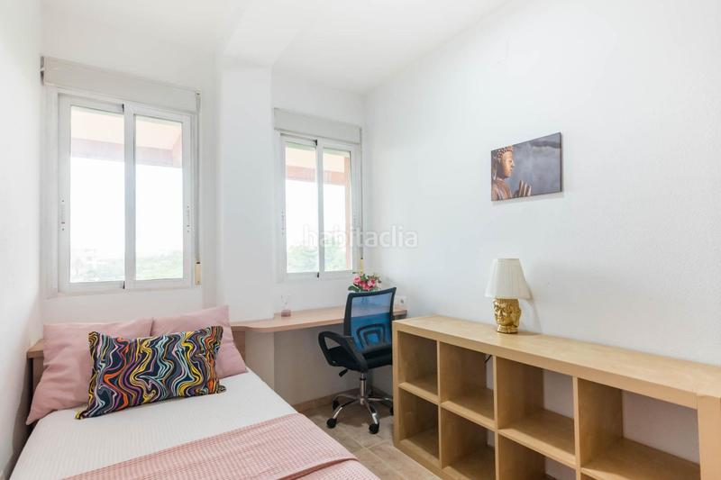 Foto ab7da76a-320c-4444-8415-ce3b75336fa3. Àtic amb aparcament piscina a Centro Molina de Segura