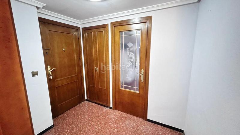 Foto ddb2f482-350f-485c-a6e9-aeab49d516d0. Location appartement avec chauffage parking dans Eixample Alcoi