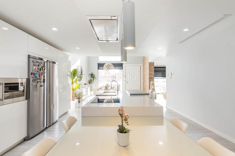 Foto 3f9e0f30-e1b0-4bac-83b3-85f45a9bfed3. Casa adossada amb calefacció aparcament piscina a Molina de Segura