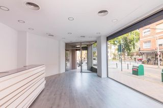 Local Comercial en Calle Cartagena 87