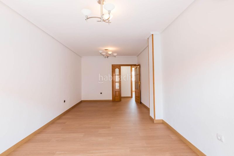 Foto da7d1c79-fea2-49d1-8bd1-c86d2c01a1e8. Pis amb calefacció aparcament a Santomera