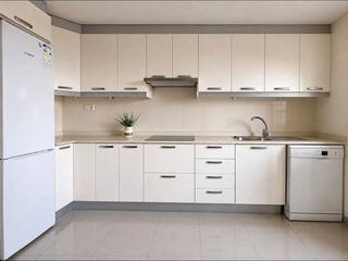 Miete Etagenwohnung  Avenida antonete galvez. Amplio piso de 4 dormitorios en pleno centro de murcia avenida a