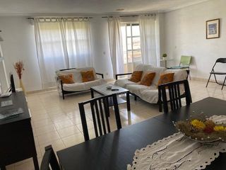 Flat in Calle Calle de la Olma