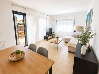 Ground floor in Calle LAUREL